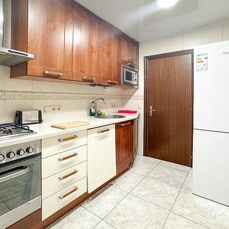 Charming Rooms In Shared Apartment Near Camp Nou Barcellona Esterno foto
